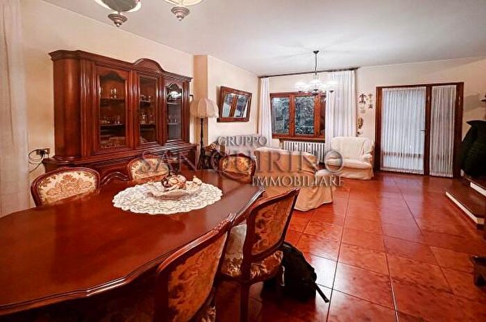 Casa quadrilocale in vendita in Maranello