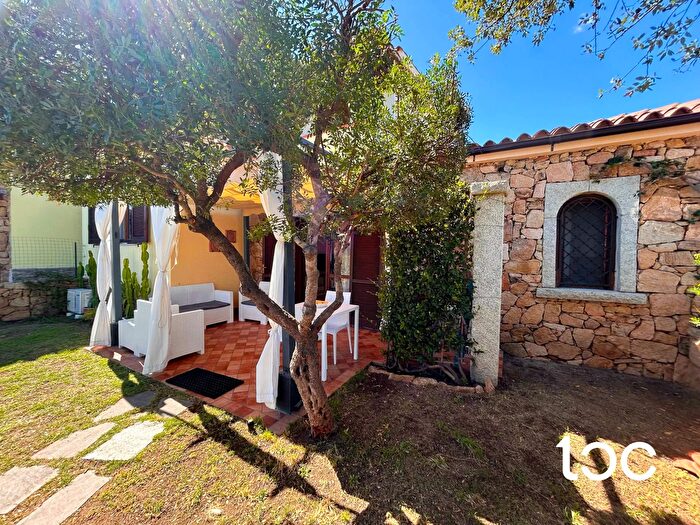 Appartamento trilocale in vendita in Loiri Porto San Paolo