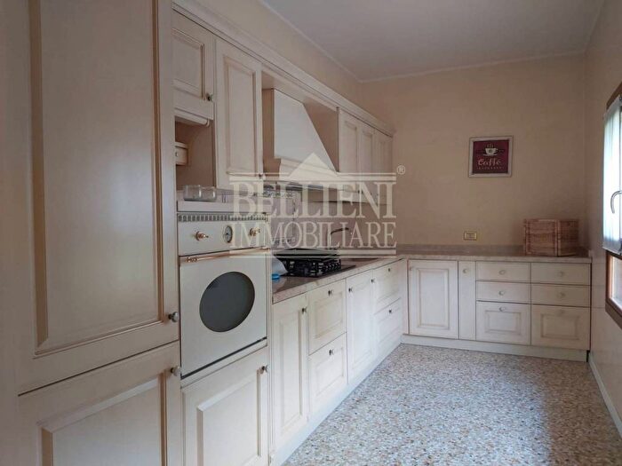 Appartamento con 5 locali in affitto in Via Giovanni Speranza, Sant'Andrea Araceli, Vicenza