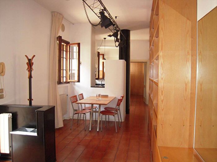 Appartamento trilocale in affitto in Via Cesare Battisti, Santa Sofia Altinate, Padova