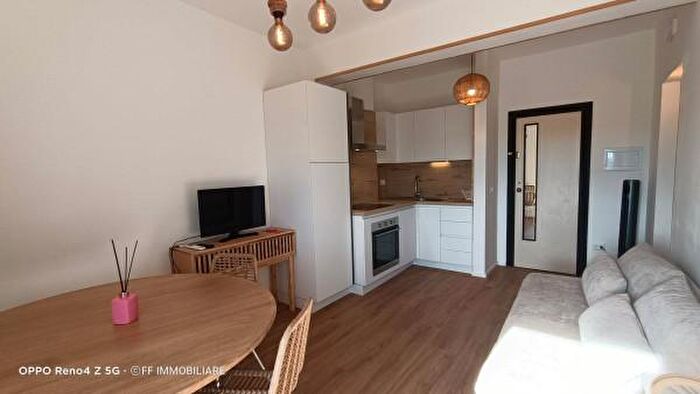 Appartamento bilocale in vendita in Via Roma, Numana