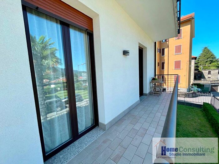 Appartamento bilocale in affitto in Lora, Como