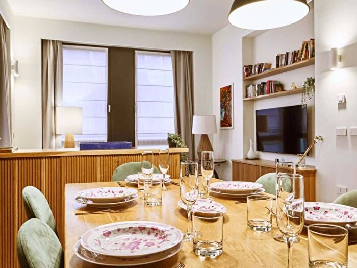 Appartamento trilocale in affitto in Via Antonio Cecchi, Washington, Milano