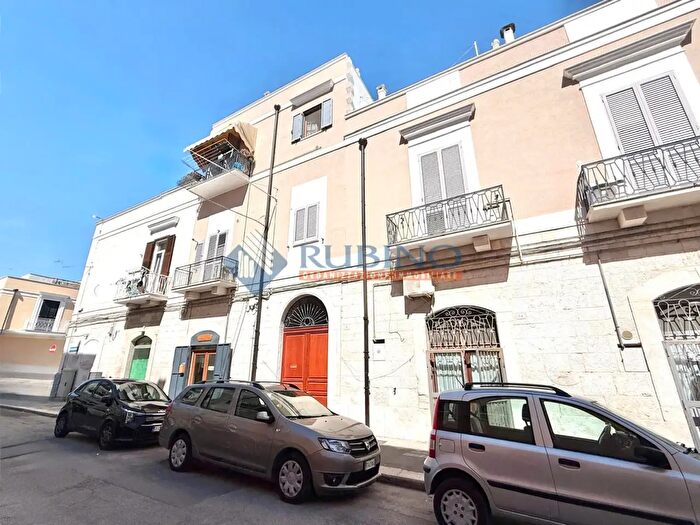 Appartamento in vendita in Via Maiorano, Trani