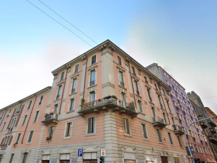 Appartamento trilocale in affitto in Viale Monza, Pasteur, Milano