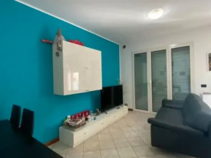 Appartamento trilocale in vendita in Via Mentana, Terni