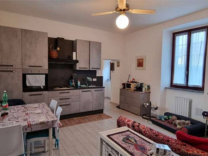 Appartamento bilocale in affitto in Via Priva, Trecallo, Como