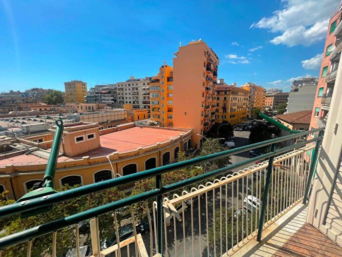 Appartamento bilocale in vendita in Via Carlo Sigonio, Appio Latino, Roma