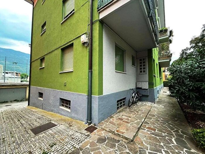 Appartamento con 5 locali in affitto in Via Baratieri, Rovereto