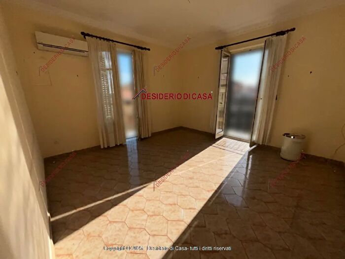 Appartamento trilocale in vendita in Via Filippo Corazza Palermo Pa Italia, Palermo