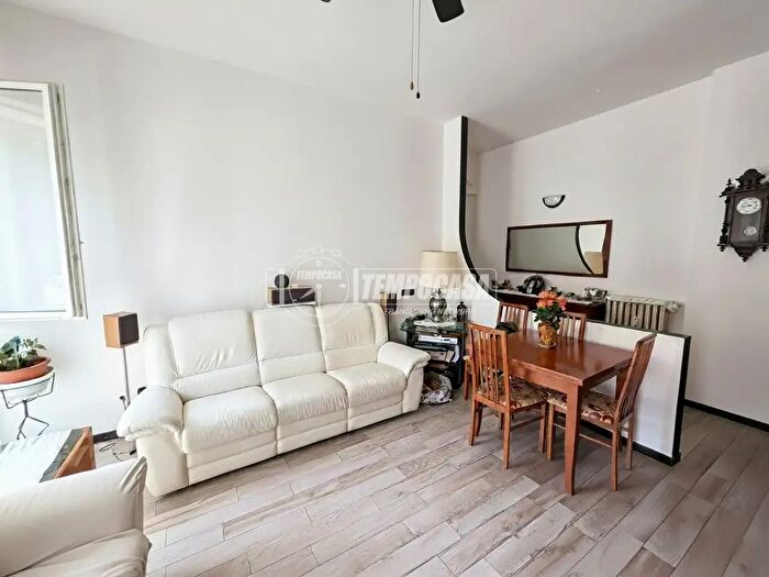 Appartamento bilocale in vendita in Via Respighi, Monza