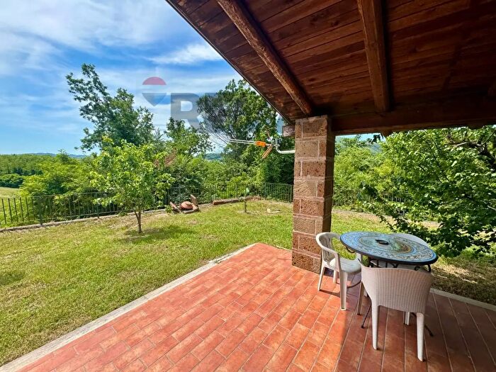 Appartamento con 5 locali in vendita in Via Genovesi, Alvignano