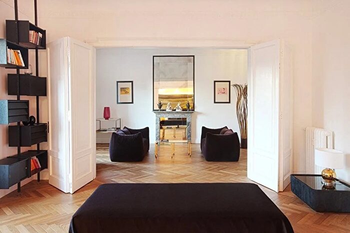 Appartamento quadrilocale in vendita in Milano