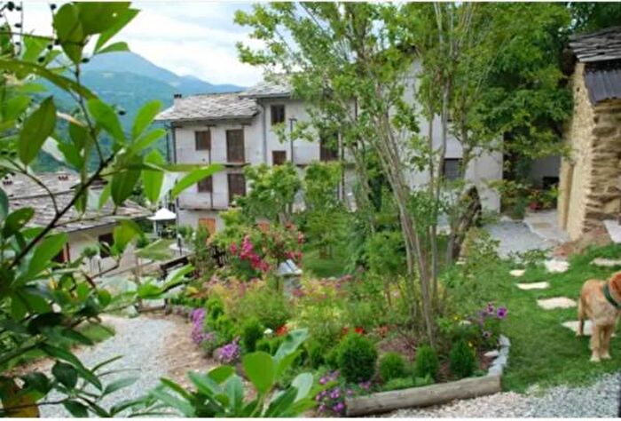 Appartamento trilocale in vendita in Borgata Billiardi, Melle