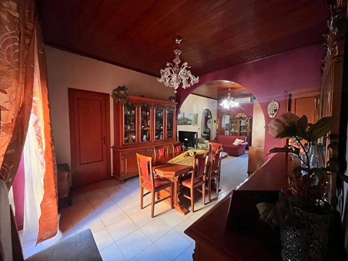 Casa quadrilocale in vendita in Via Roma, Gravina Di Catania