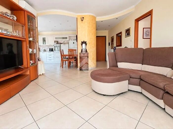 Appartamento quadrilocale in vendita in Via Ada Negri, Montalto Uffugo