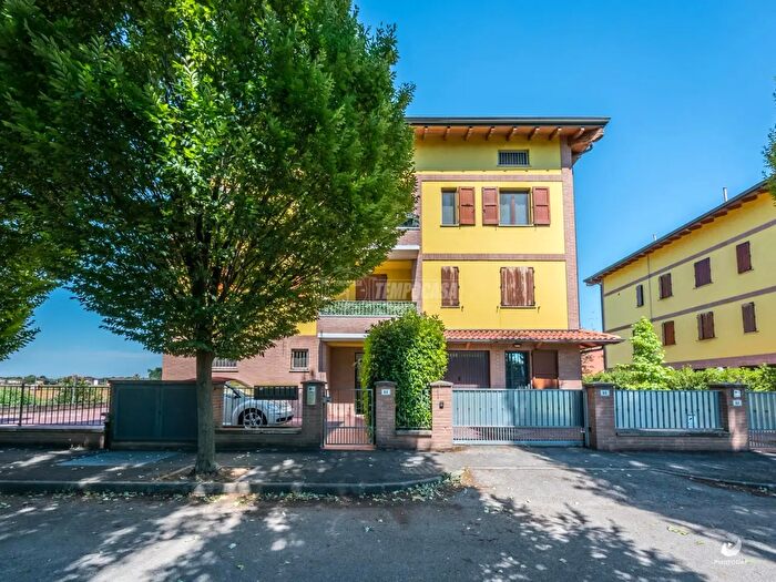 Appartamento quadrilocale in vendita in Via I Carracci, Castelfranco Emilia