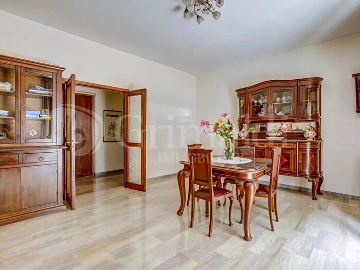 Appartamento trilocale in vendita in Via Enrico Fermi, Roma