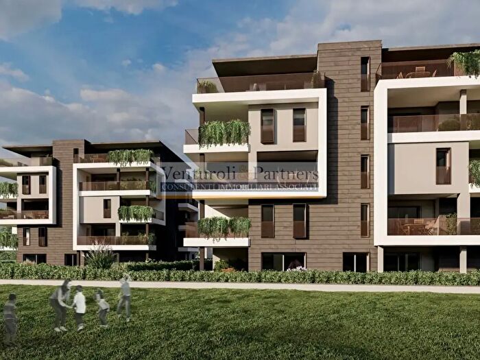 Appartamento bilocale in vendita in Via Michelangelo, Desenzano Del Garda