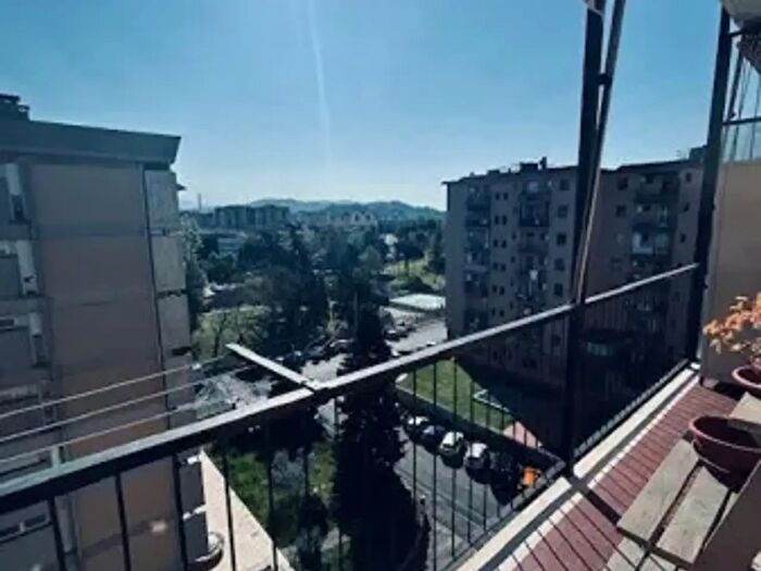 Appartamento quadrilocale in vendita in Via Bologna, La Spezia