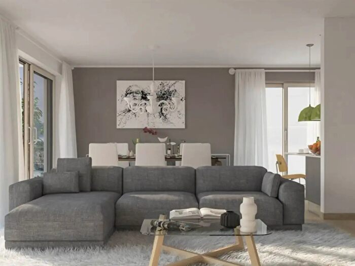 Case in Vendita e in Affitto - 3