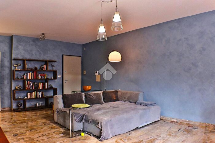 Appartamento quadrilocale in vendita in Via Cantore, Grugliasco