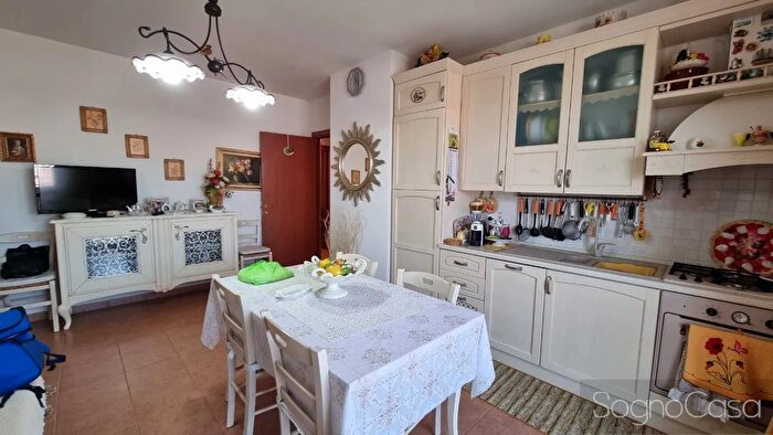 Appartamento trilocale in vendita in Via Provinciale, Magliano In Toscana