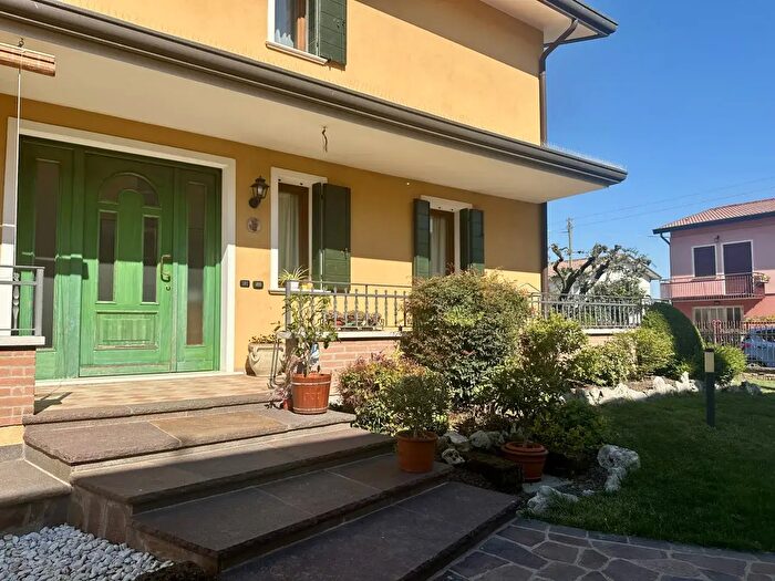 Casa con 5 locali in vendita in Via Montecchia, Selvazzano Dentro