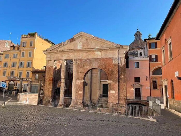 Appartamento bilocale in affitto in Ghetto Portico dOttavia, Roma