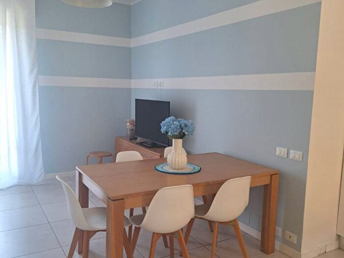 Appartamento quadrilocale in affitto in Viale Romagna, Milano Marittima, Cervia