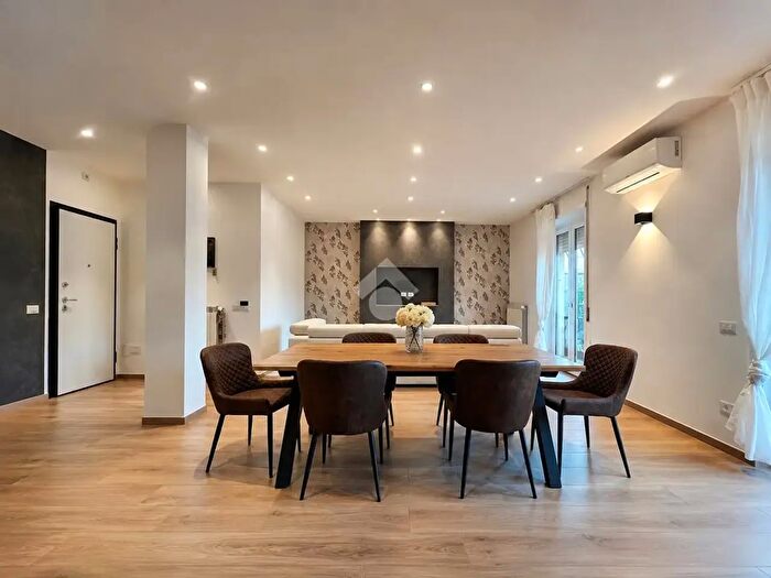 Appartamento trilocale in vendita in Via G di Vittorio, Terni