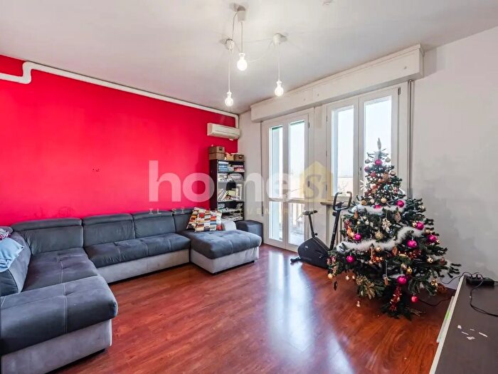 Appartamento quadrilocale in vendita in Ia Ernesto Spallanzani, Reggio Emilia