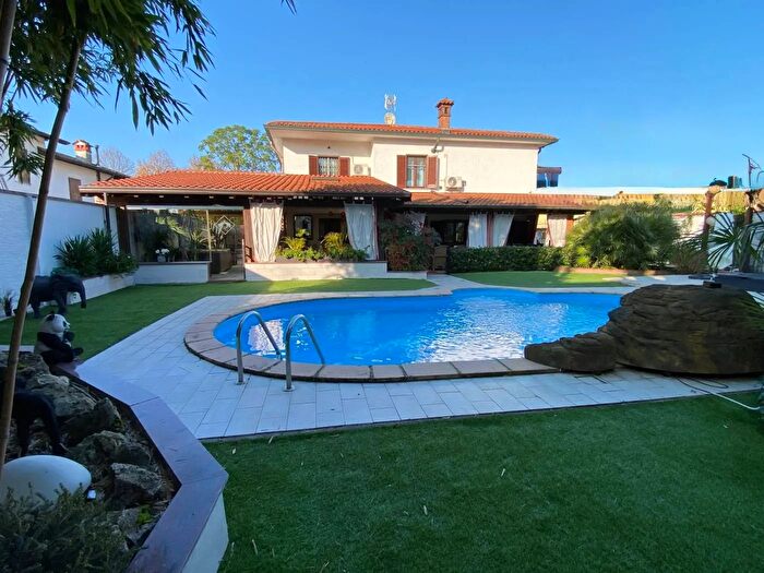 Casa con 5 locali in vendita in Bubbiano, Calvignasco