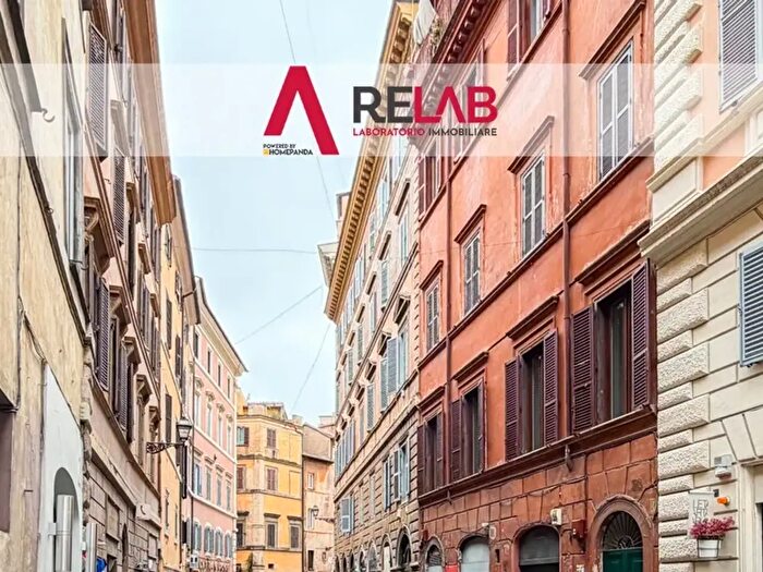 Appartamento monolocale in vendita in Via del Piè di Marmo, Roma