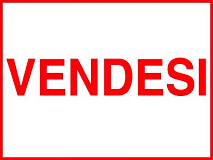 Appartamento con 6 locali in vendita in Via Emilia Santo Stefano, Reggio Emilia