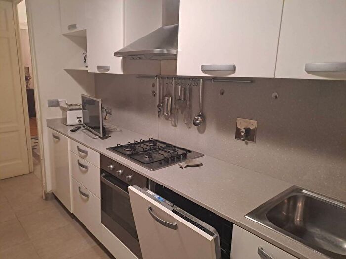 Appartamento trilocale in affitto in VIA GIACINTO COLLEGNO, San Donato, Torino