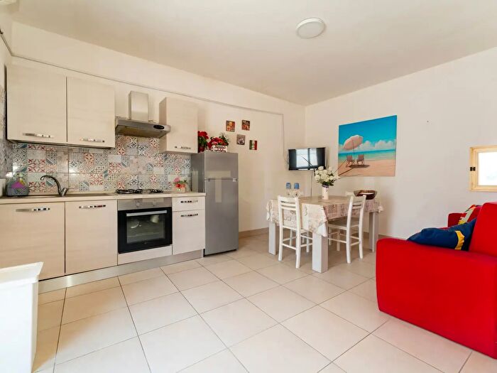 Appartamento trilocale in vendita in Via Plebiscito, Catania