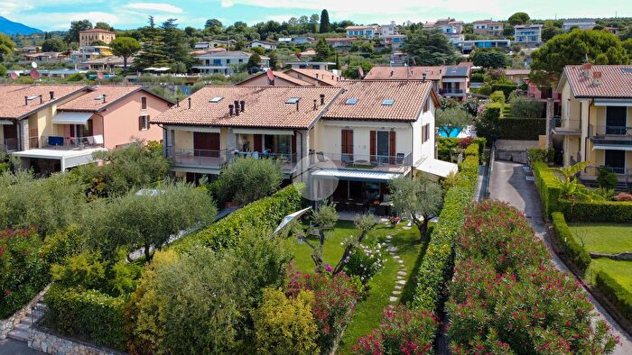 Casa con 5 locali in vendita in Via Casetta Fossa, Bardolino