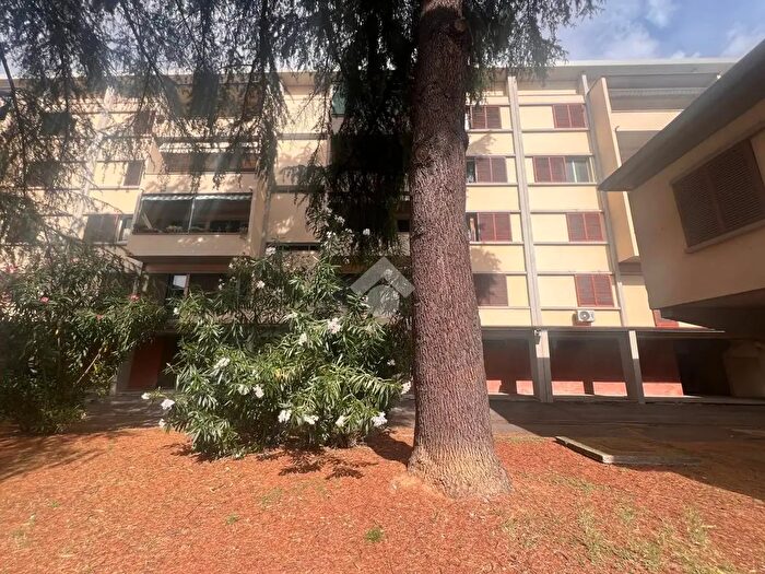 Appartamento quadrilocale in vendita in Viale Benedetto Croce, Firenze