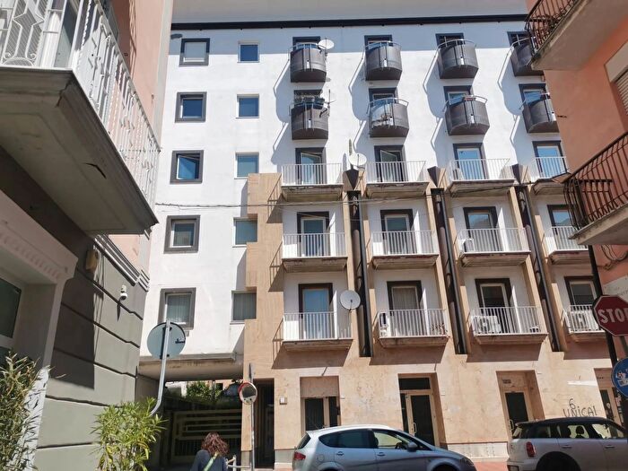 Appartamento trilocale in vendita in Via Bernardo Tanucci, Caserta