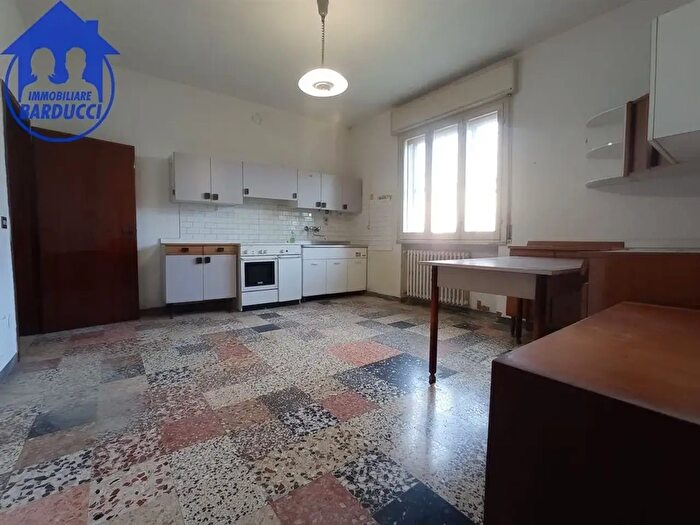 Casa con 10 locali in vendita in Cesena