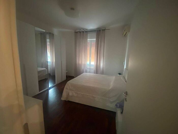 Appartamento trilocale in affitto in Via Giuseppe Sapeto, Borgoratti, Genova