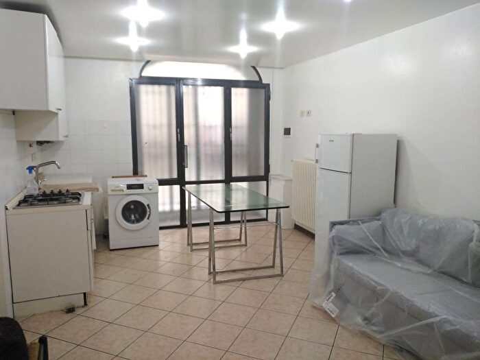 Appartamento bilocale in affitto in Borgo Montassù, Centro Storico, Parma