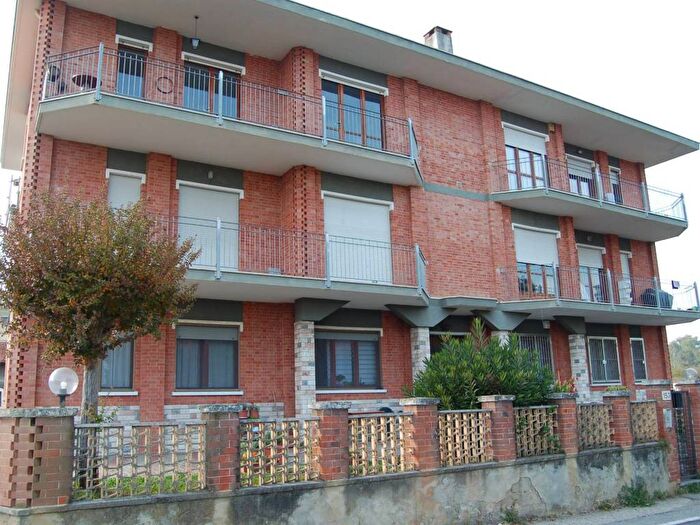 Appartamento quadrilocale in affitto in Strada Baldissero, Zona Periferica, Chieri