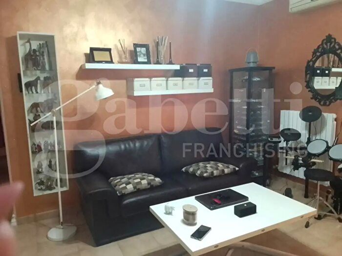 Appartamento bilocale in vendita in Piazza GBTedesco, Taranto