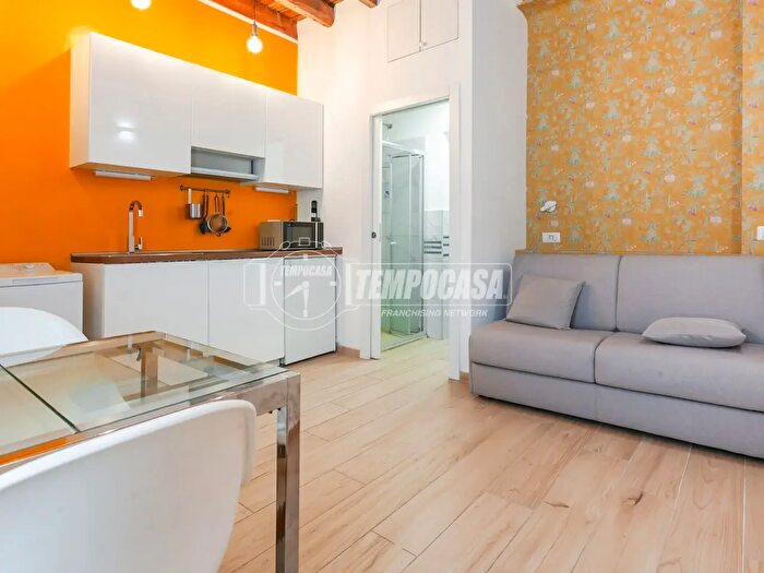 Appartamento monolocale in affitto in Via Ugo Bassi, Milano
