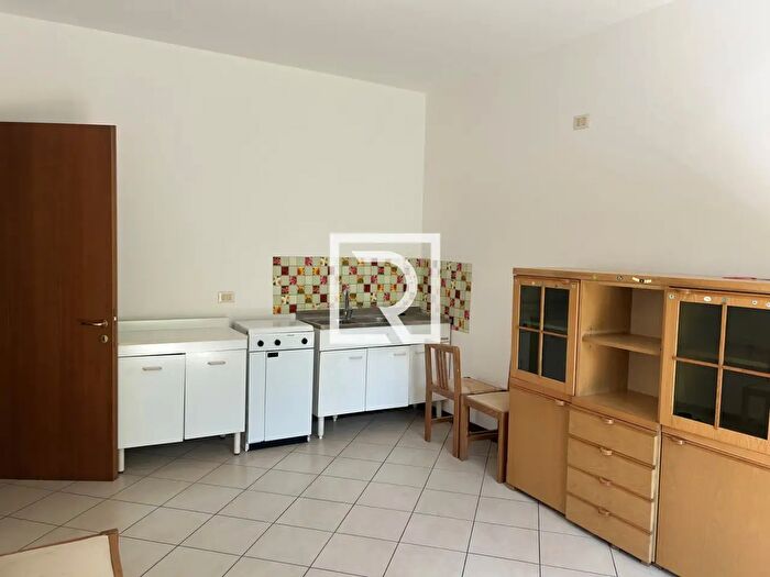 Appartamento bilocale in vendita in Via Satellite, Comacchio