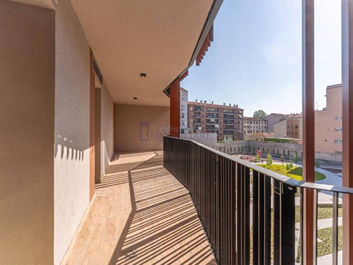 Appartamento bilocale in affitto in Via Vittorio Salmini, Porta Romana Medaglie dOro, Milano