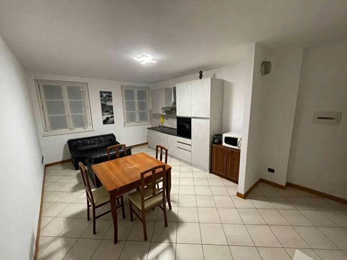 Appartamento bilocale in affitto in Viale Europa No Number, Uggiate Trevano, Uggiate con Ronago