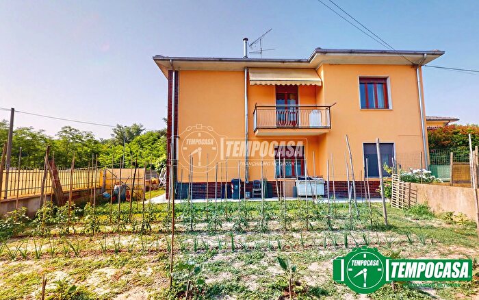 Casa con 7 locali in vendita in Via Gavazzana a, Cassano Spinola